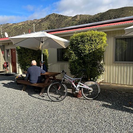 Roxburgh Motels Buitenkant foto