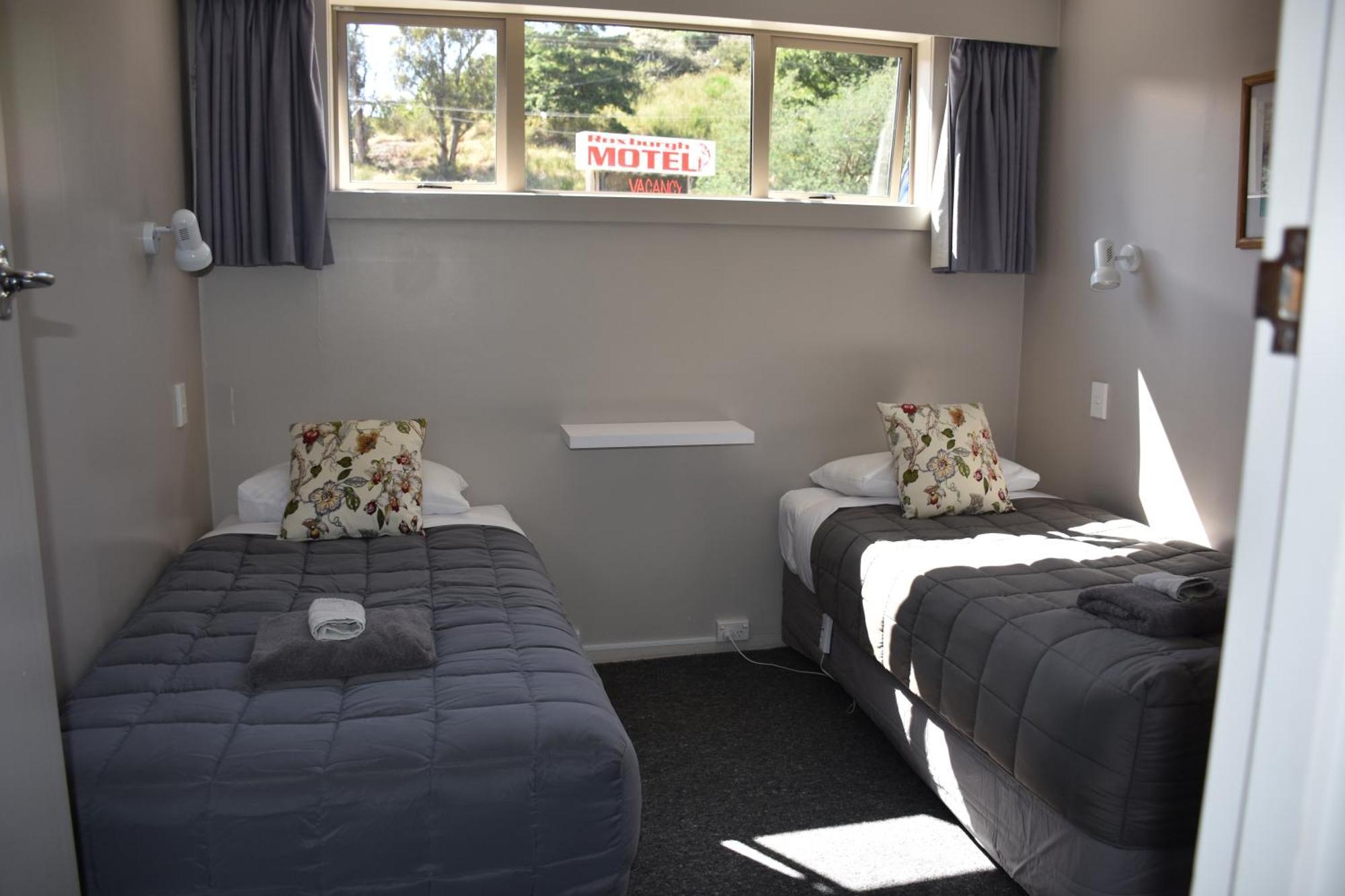 Roxburgh Motels Buitenkant foto